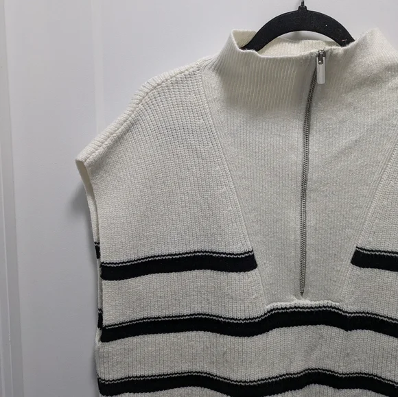 Laundry Zip Vest - Picture 2 of 4